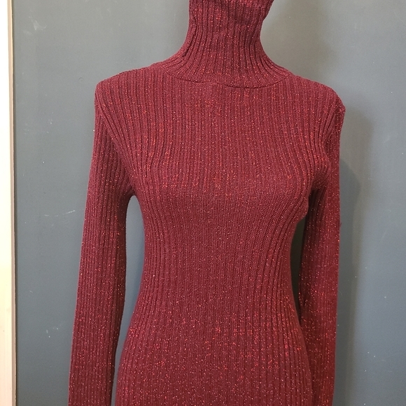 Vintage Northeast Knitting Mills Sparkly Red Woven Turtleneck Shirt - Picture 3 of 3